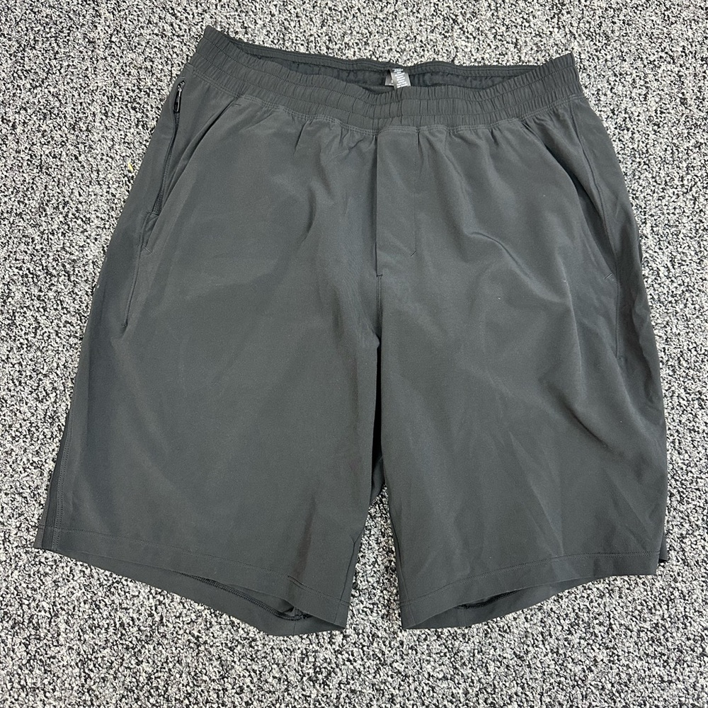 Lululemon Pace Breaker Men’s Short 9”
